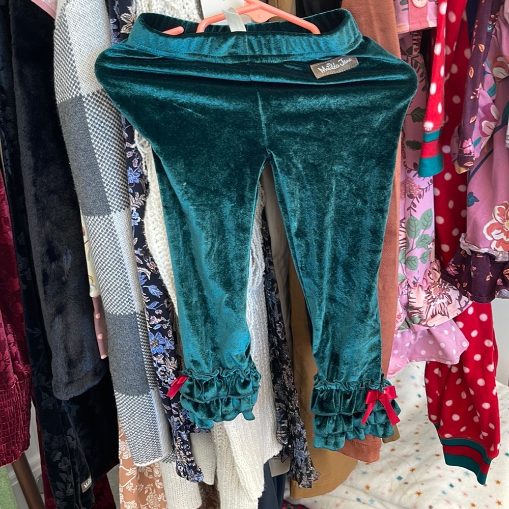 Matilda Jane Green Velour Legging size 2